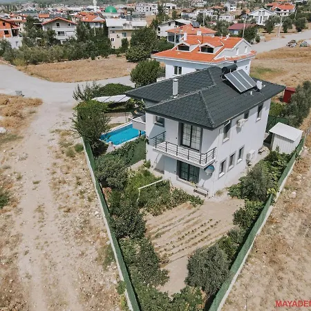 Villa Lux